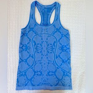 LULULEMON SWIFTLY TECH RACERBACK- size 6